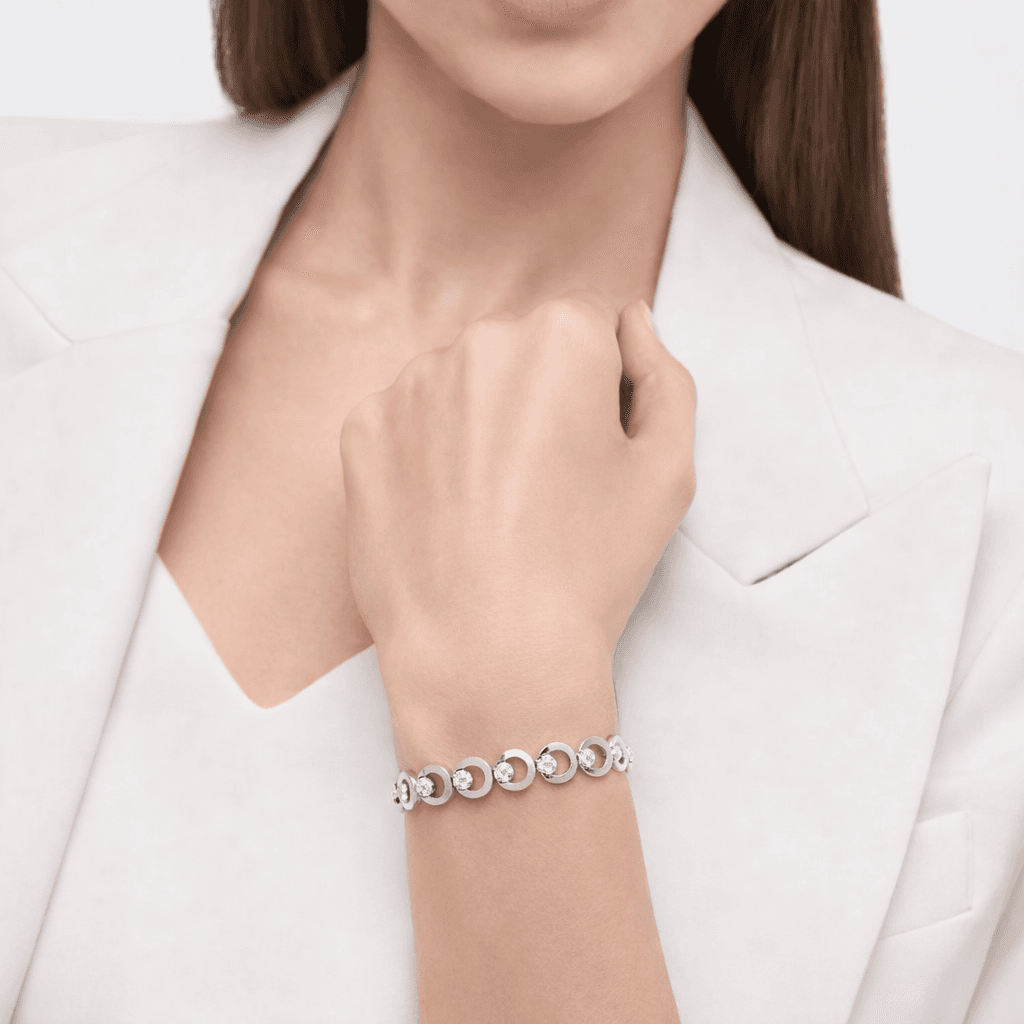 Sparkling Circle Link Bracelet , 
