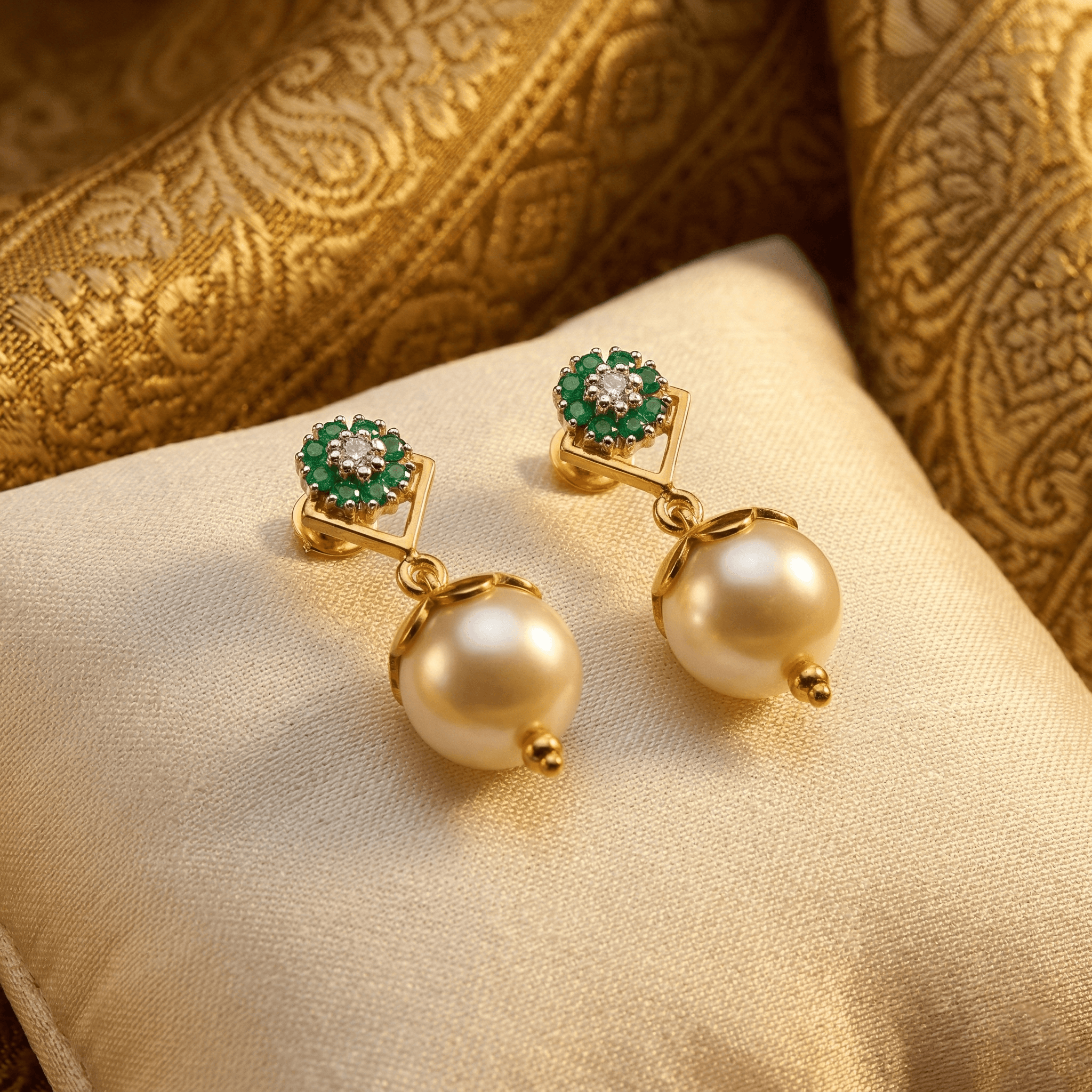 Dewdrop Studs , South Screw