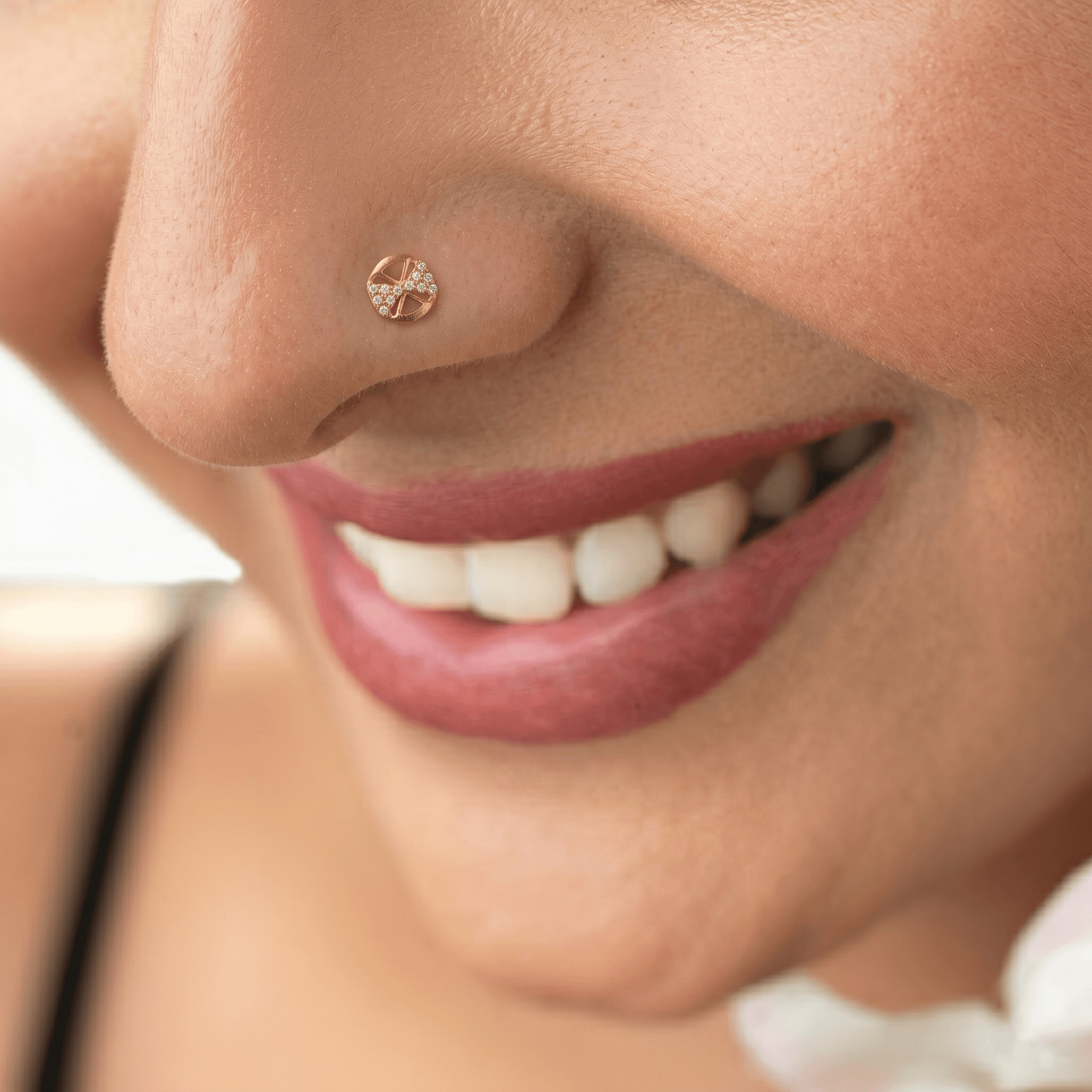 Sparkling Golden Bow nose Stud , 