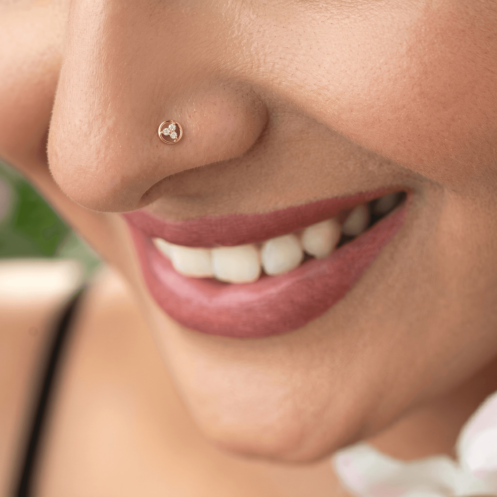 Golden Trio Circle nose pin , 