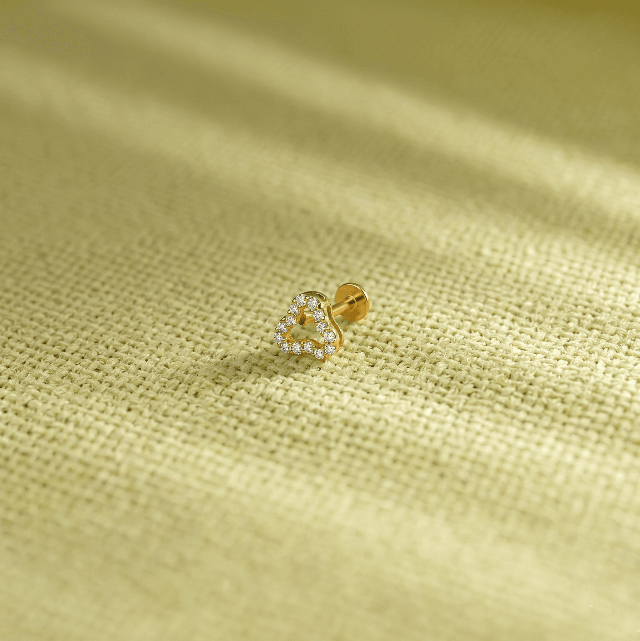 Sparkling Triangle Nose Stud ,