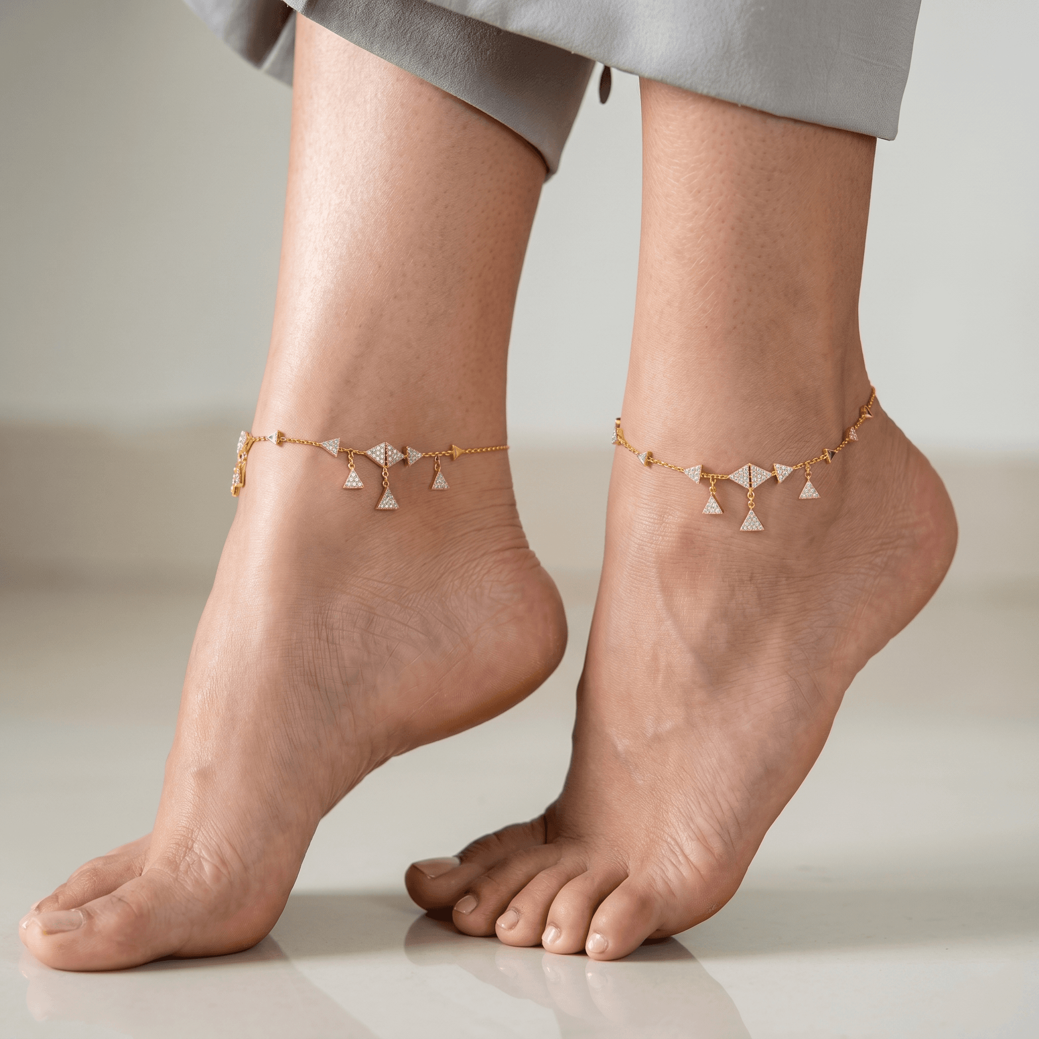 Geometric Charm Gold Vermeil Anklet. ,