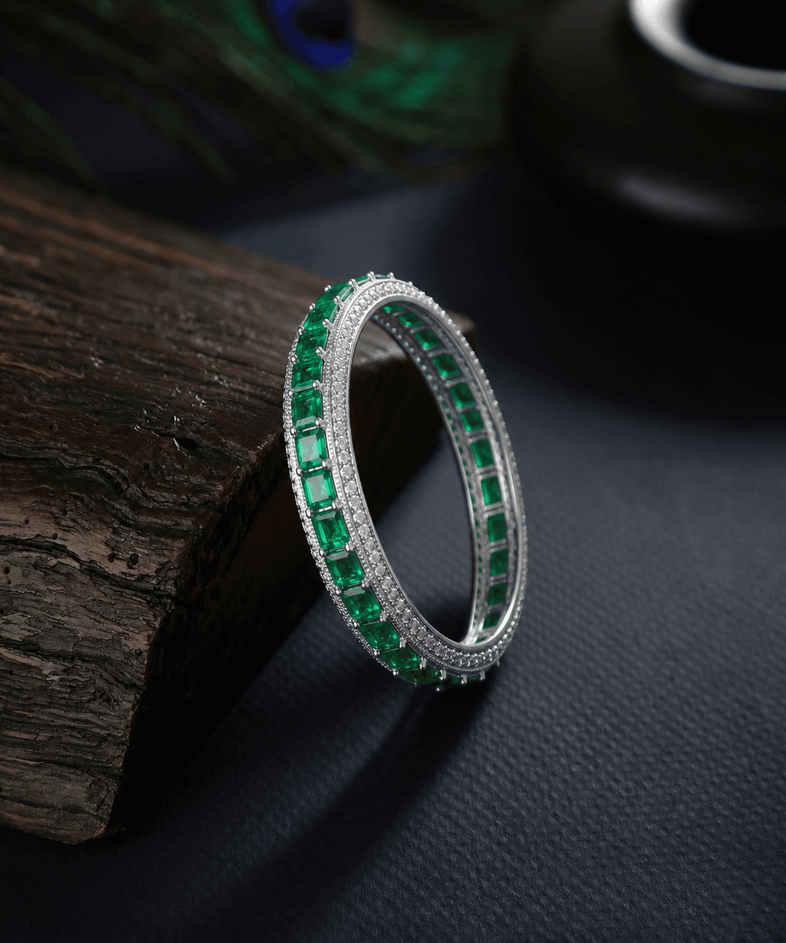 Emerald Eternity Bangle , 2.3