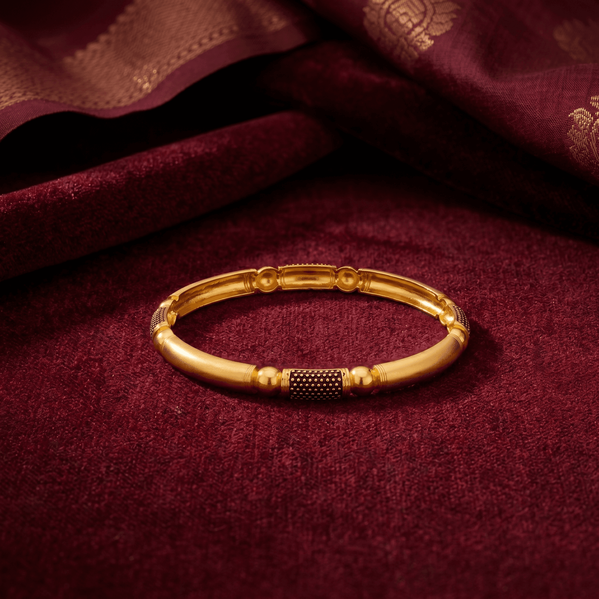 Dotted Station Bangle , 2.3